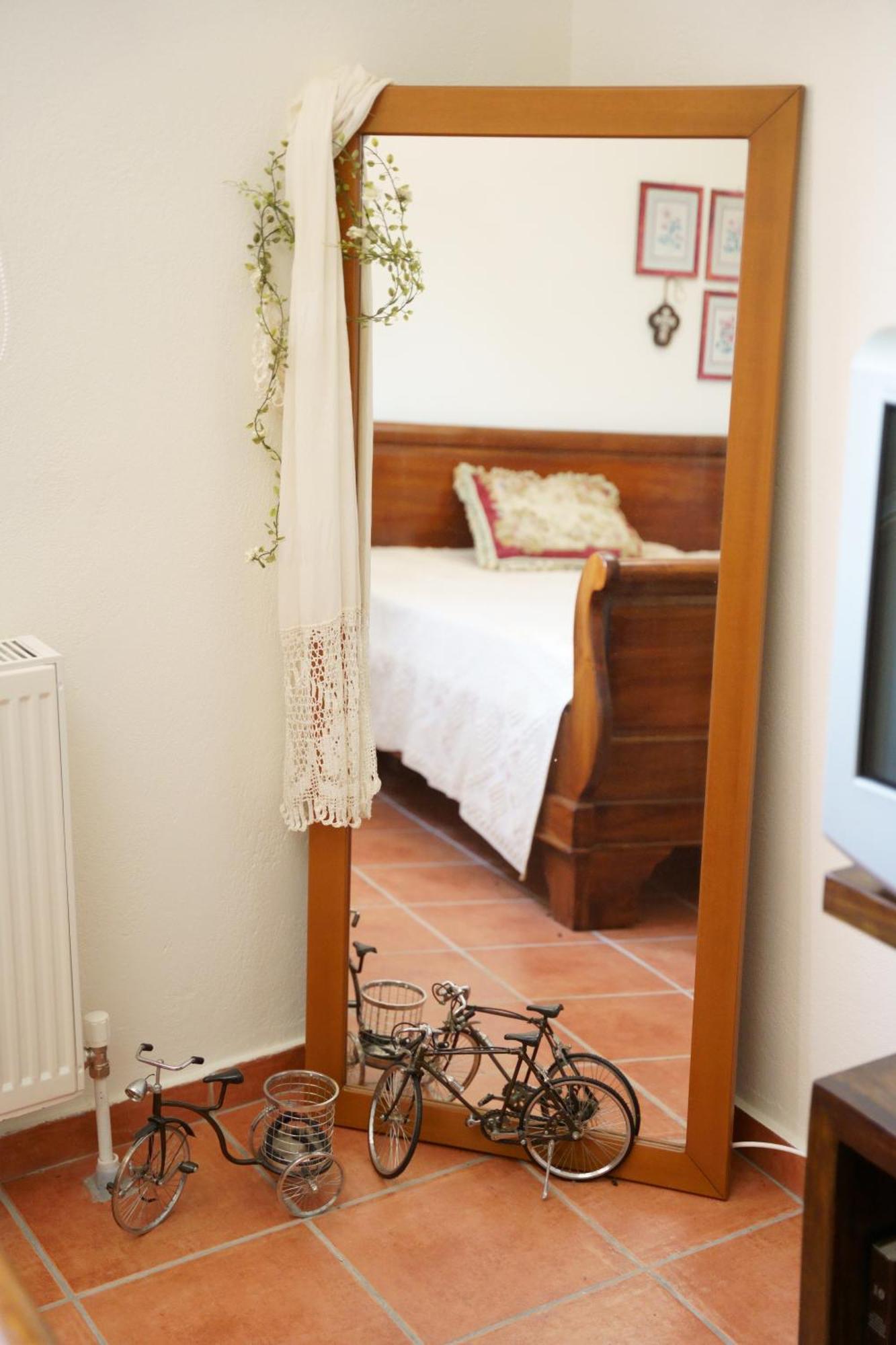 Ersis Retreat *